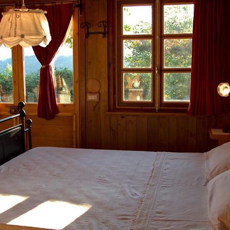 Magiche Langhe Bed & Breakfast Paroldo ภายนอก รูปภาพ