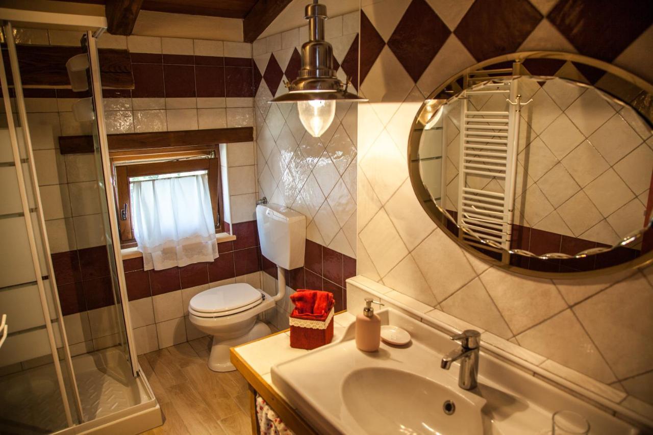 Magiche Langhe Bed & Breakfast Paroldo ภายนอก รูปภาพ