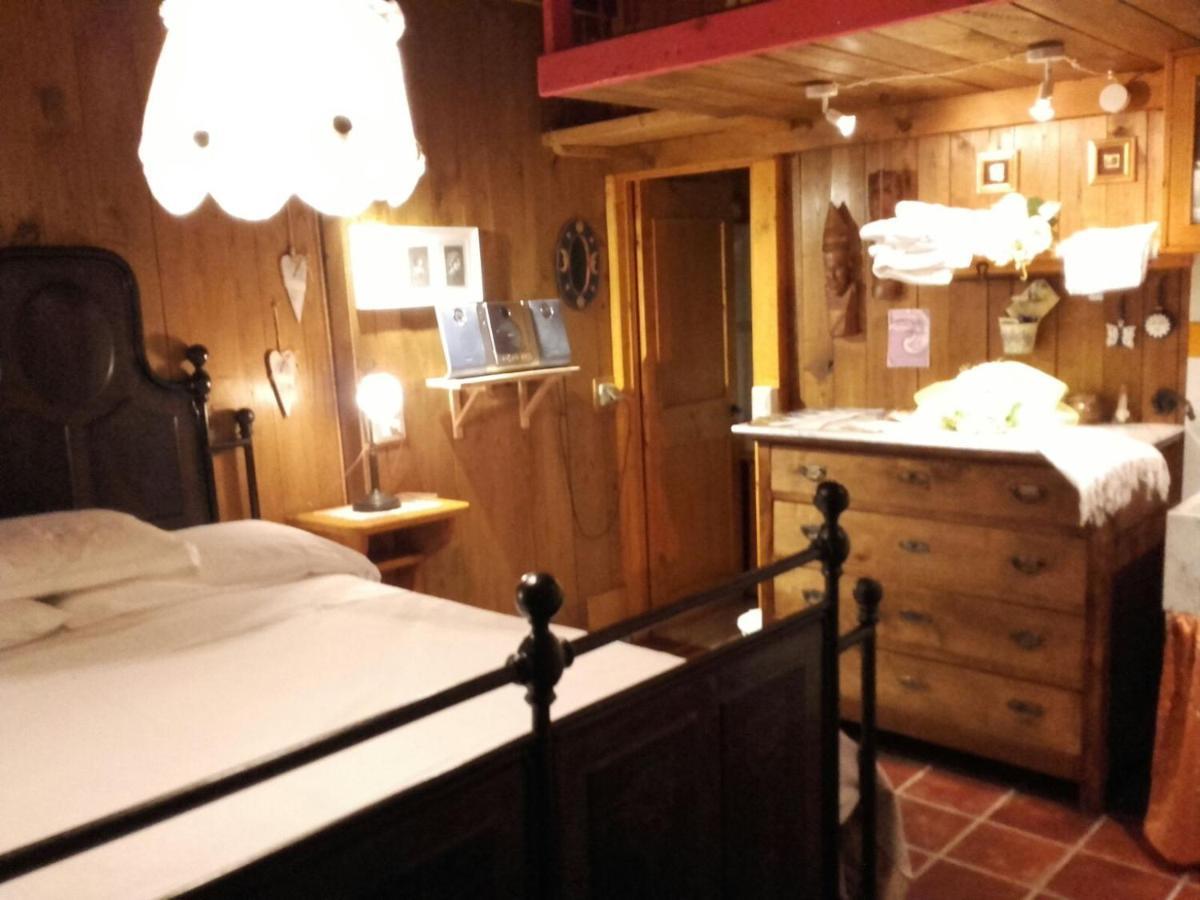 Magiche Langhe Bed & Breakfast Paroldo ภายนอก รูปภาพ