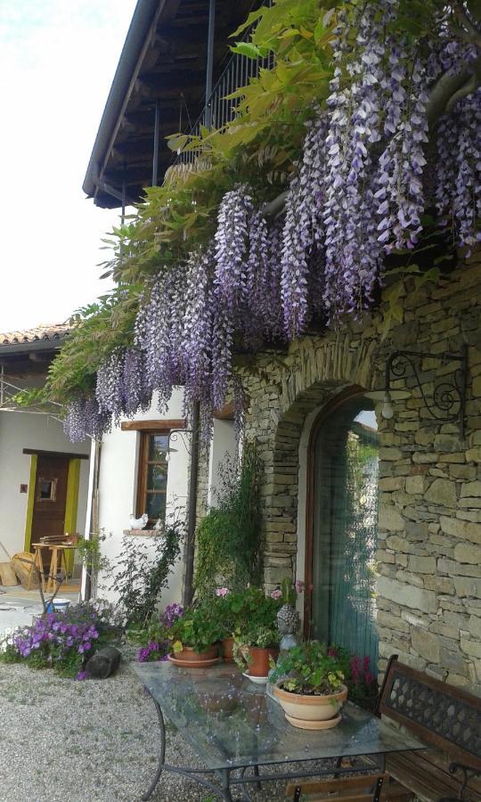 Magiche Langhe Bed & Breakfast Paroldo ภายนอก รูปภาพ