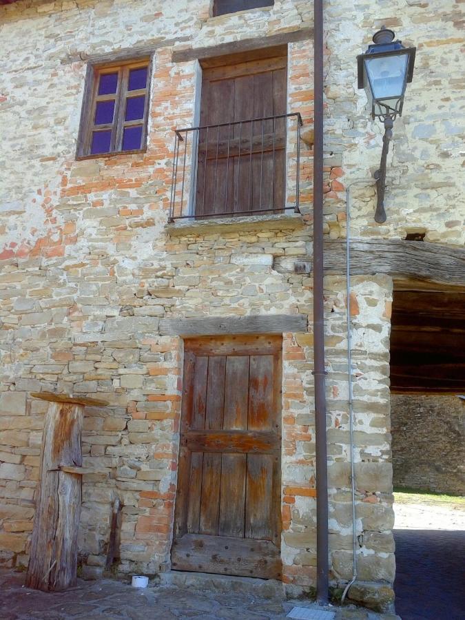Magiche Langhe Bed & Breakfast Paroldo ภายนอก รูปภาพ