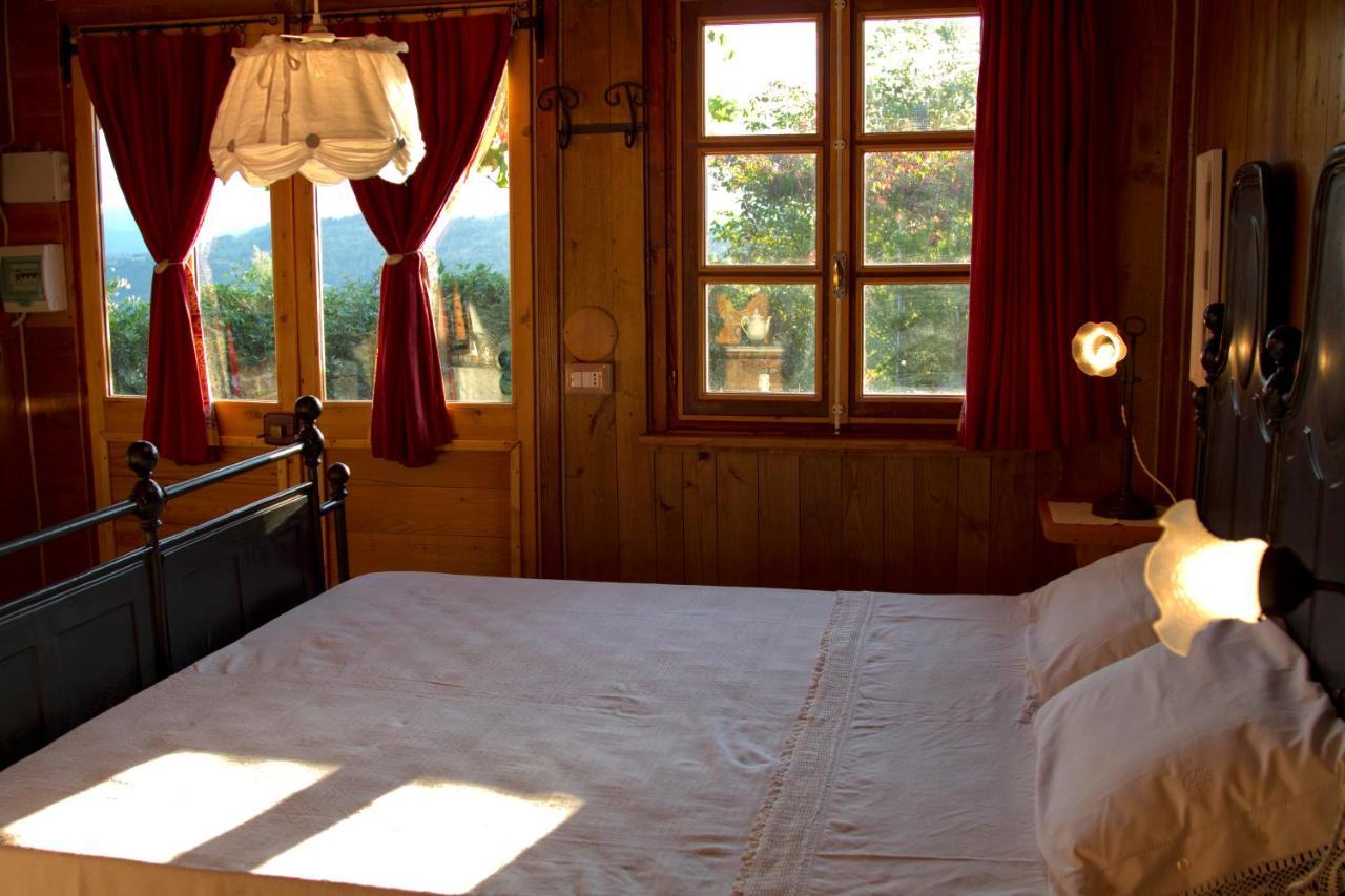 Magiche Langhe Bed & Breakfast Paroldo ภายนอก รูปภาพ